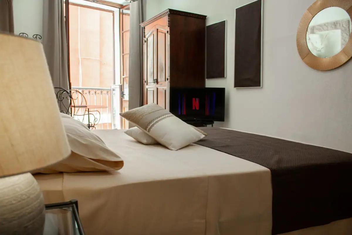 Castello'S Rooms 칼리아리 외부 사진